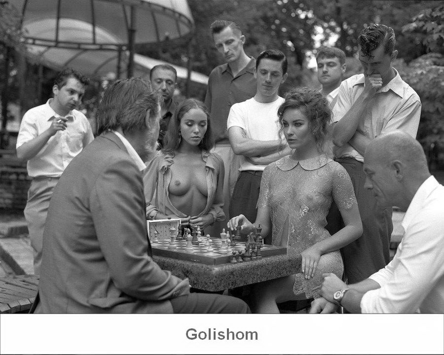 Руслан Лобанов - Ретро-Ню которое очаровывает Руслан Лобанов - Ретро-Ню которое очаровывает