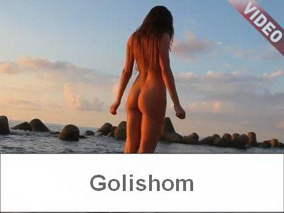 Вся красота нудизма в одном ролике