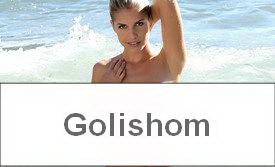 Голая блондинка в море - Нудистка дня