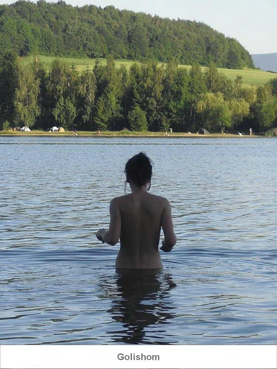 Голые девушки и водная стихия Голые девушки и водная стихия