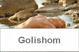 Кудрявая нежность - Нудистка дня!