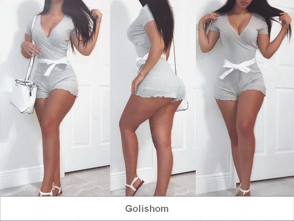 Девушки с шикарными фигурами Девушки с шикарными фигурами