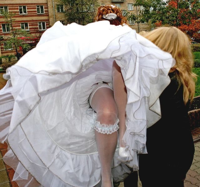 Сексапилочки- невесты оголяют части тела, Сексапилочки-.. Сексапилочки- невесты оголяют части тела, Сексапилочки-..