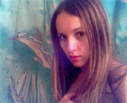 Юные развратницы щёлкают себя голышом на мобильник